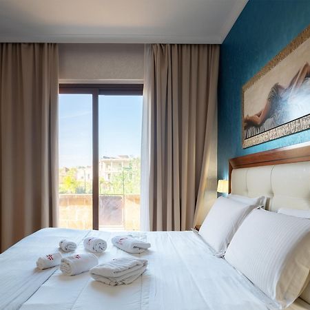 Hotel Flora Ното Екстериор снимка