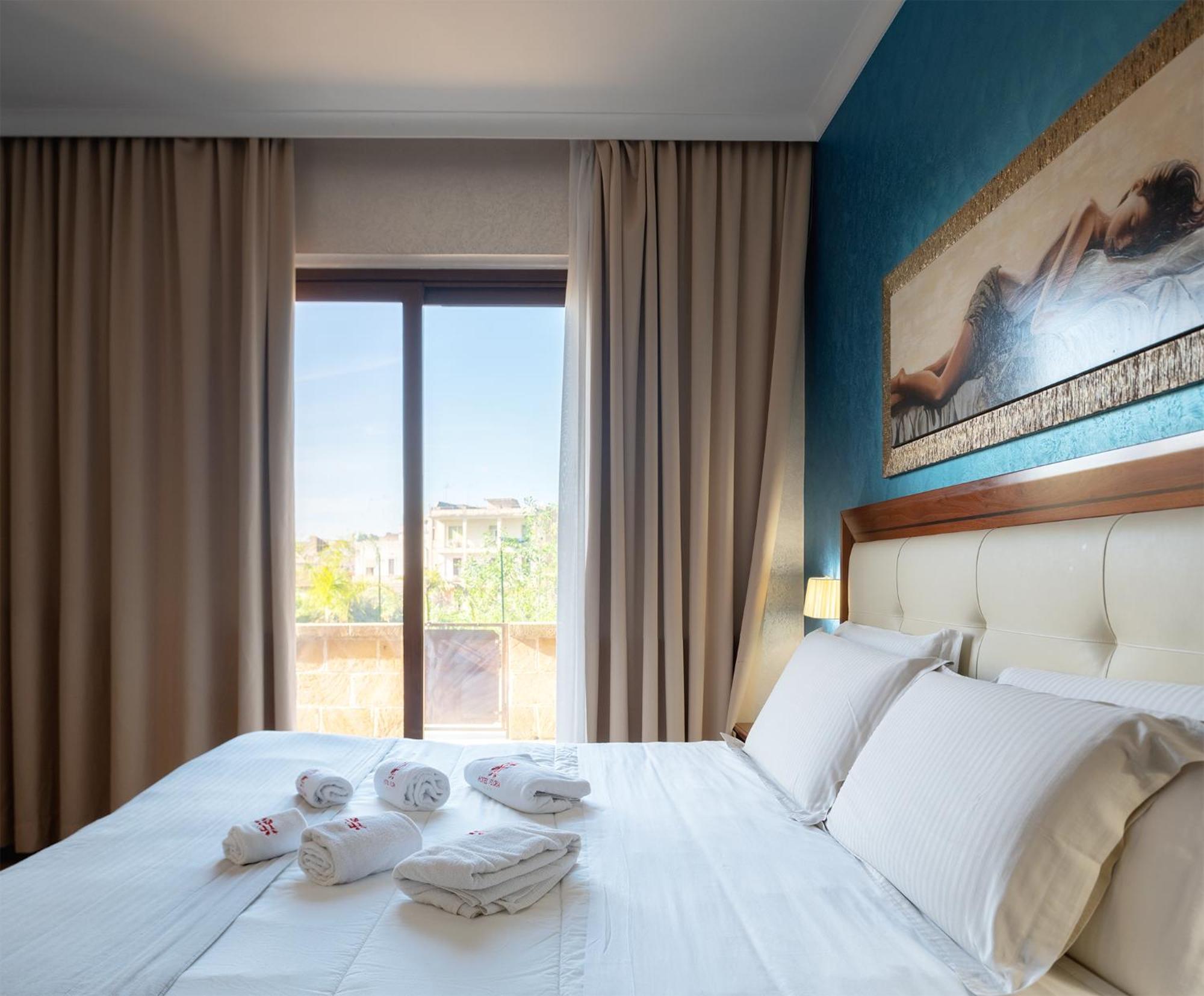 Hotel Flora Ното Екстериор снимка